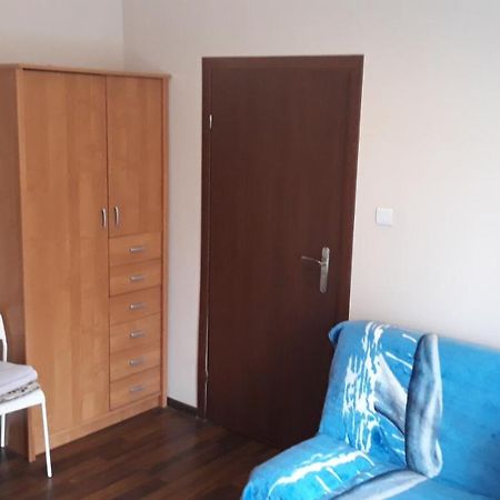 ילנייה גורה Apartamenty I Pokoje Przy Parku מראה חיצוני תמונה