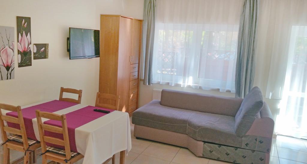ילנייה גורה Apartamenty I Pokoje Przy Parku חדר תמונה