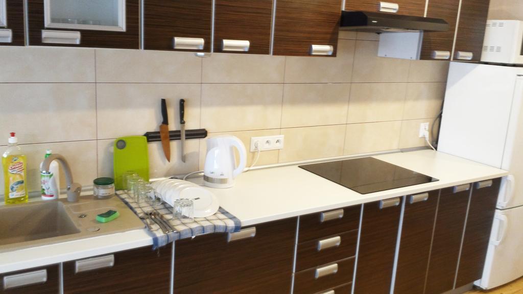 ילנייה גורה Apartamenty I Pokoje Przy Parku מראה חיצוני תמונה