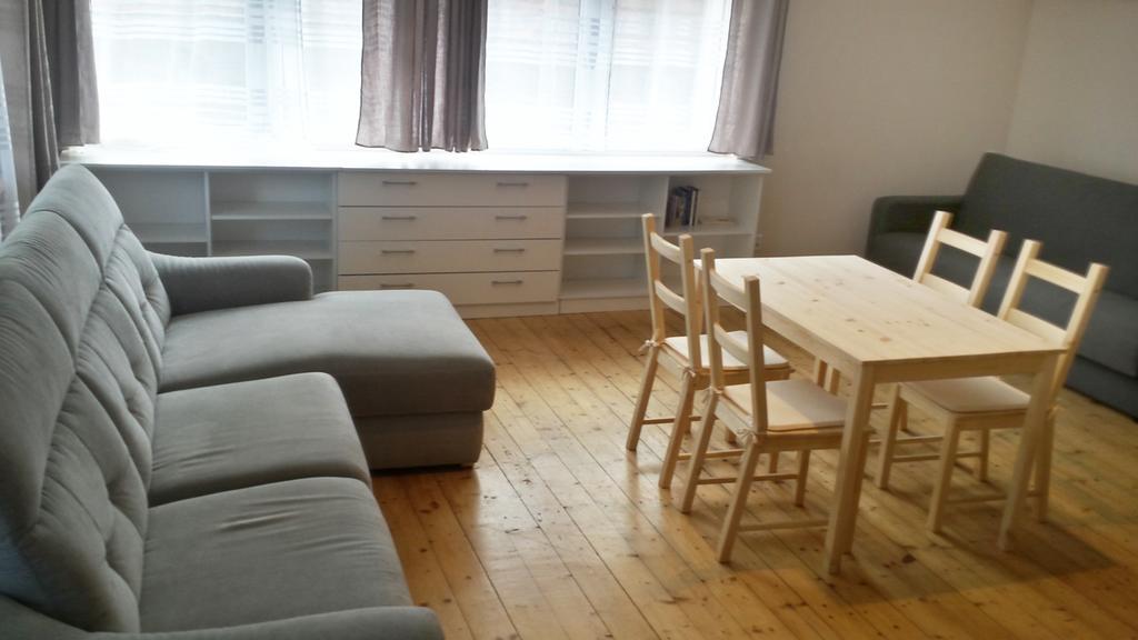 ילנייה גורה Apartamenty I Pokoje Przy Parku מראה חיצוני תמונה